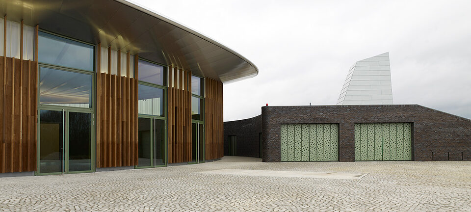 Skulpturenhalle, 2014/16, Foto: Nic Tenwiggenhorn, © VG Bild-Kunst, Bonn 2016